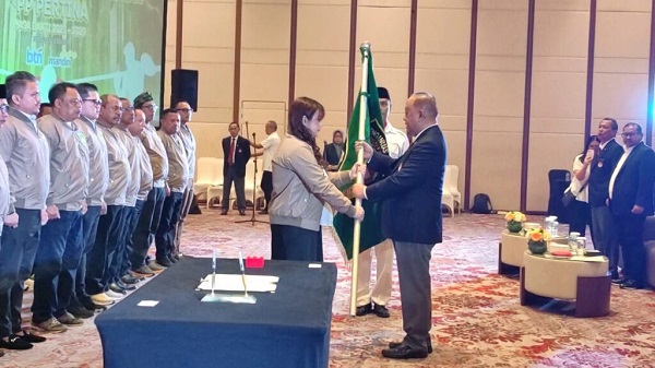 Hillary Resmi Pimpin Pertina, Siap Angkat Kembali Prestasi Tinju Amatir