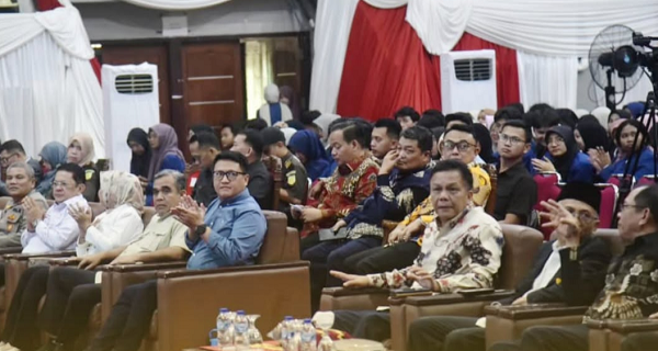 Ahmad Giri Akbar Hadiri Kuliah Umum di Unila