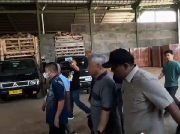 DLH  Provinsi Lampung, menghentikan sementara aktivitas  produksi PT Indo Thai Coco Investama di Tarahan, Lampung Selatan